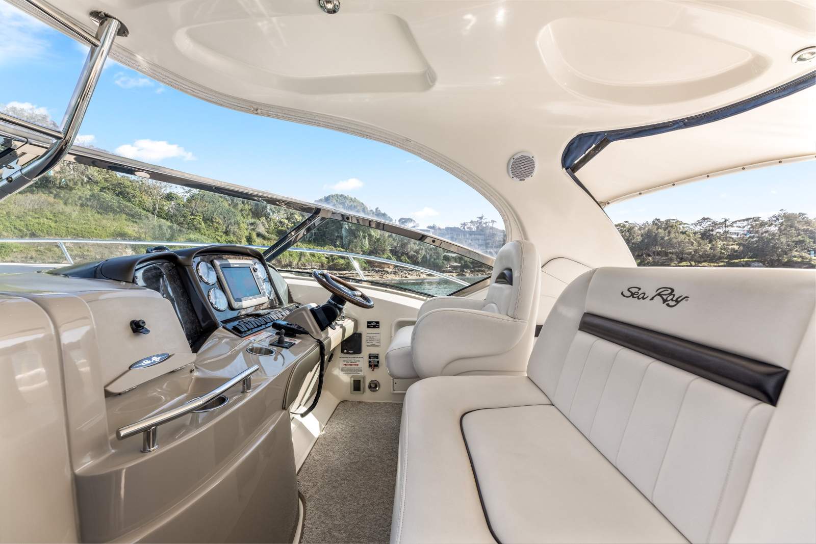 Sea Ray 425 Sundancer
