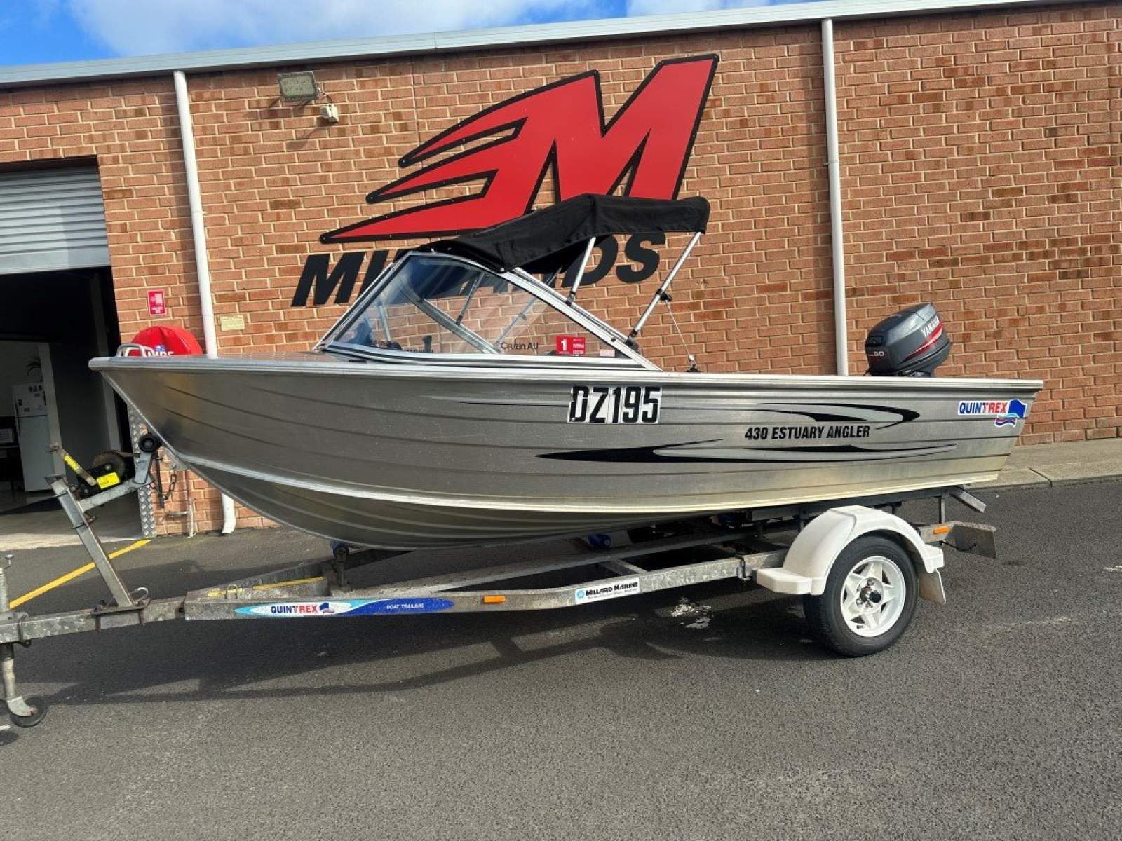 Quintrex 430 Estuary Angler