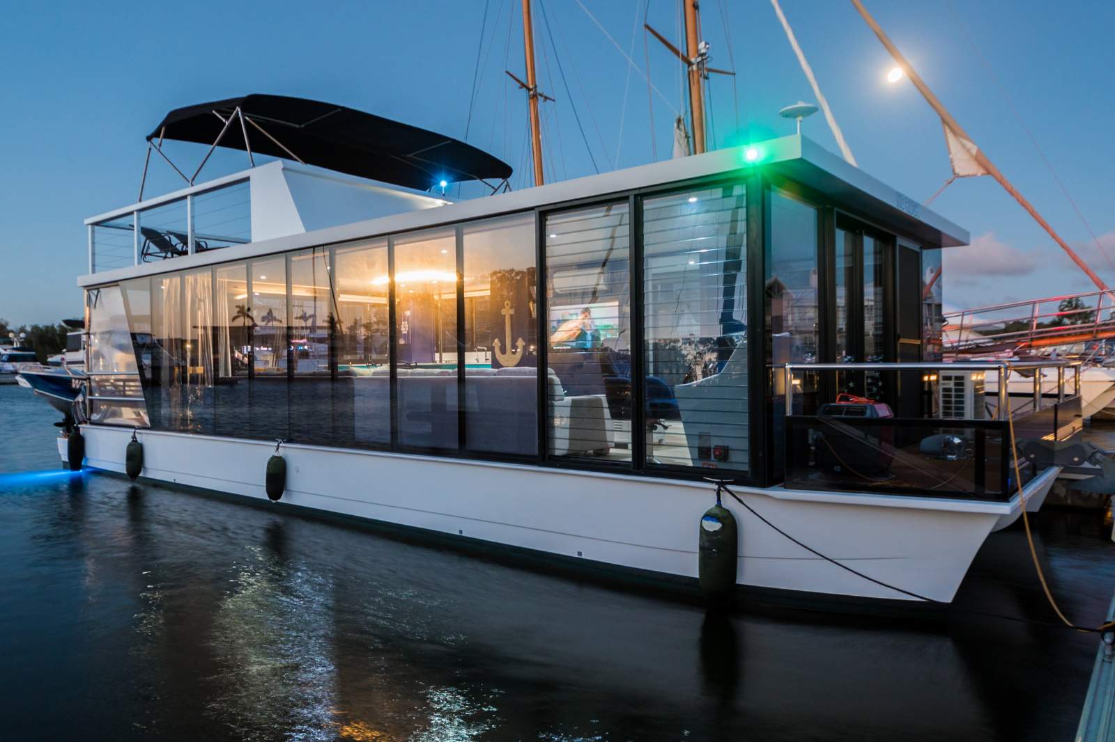 Eagle Catamaran 50 Houseboat