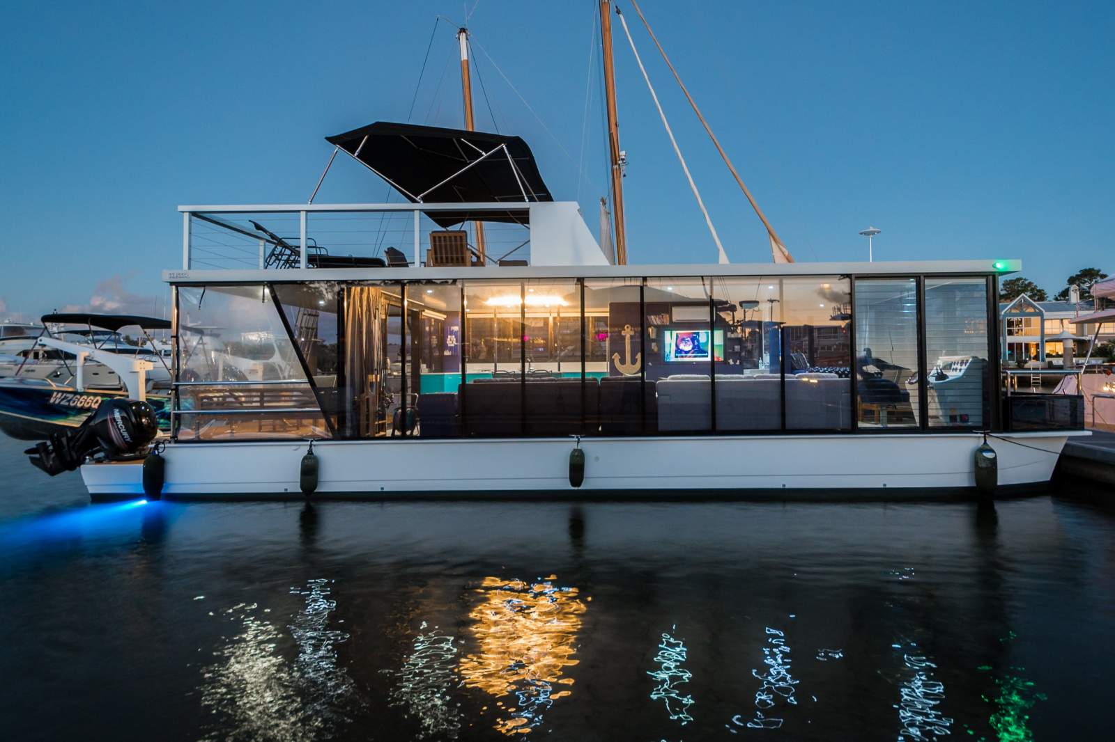 Eagle Catamaran 50 Houseboat
