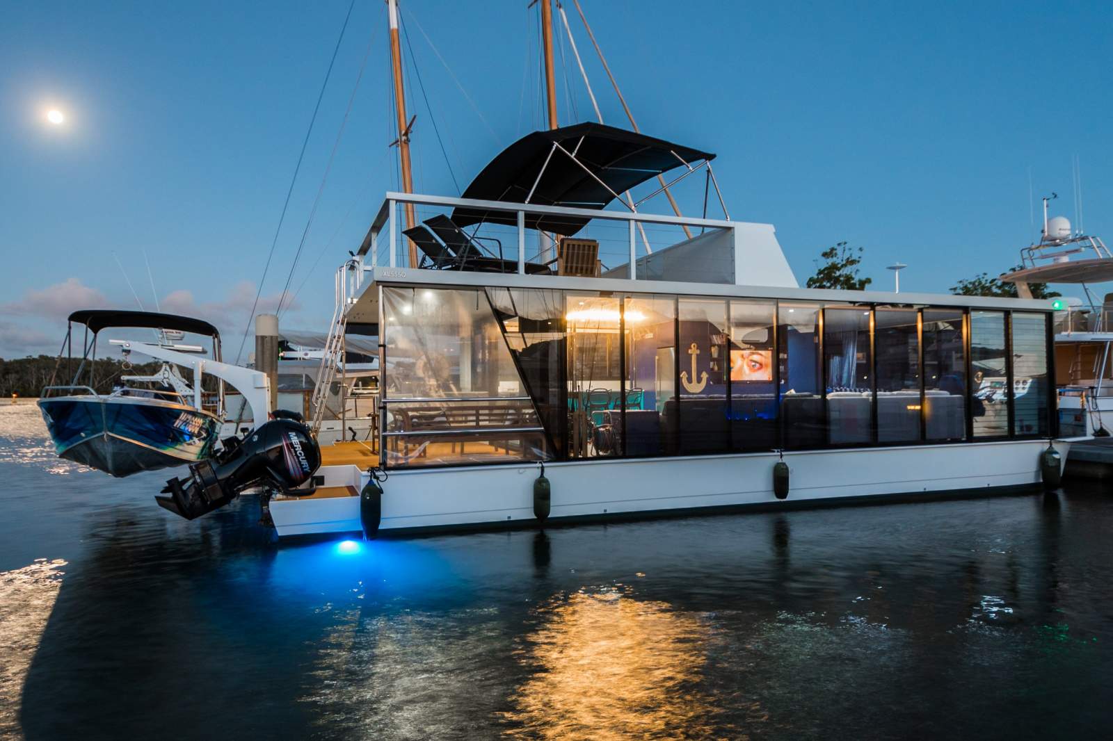 Eagle Catamaran 50 Houseboat