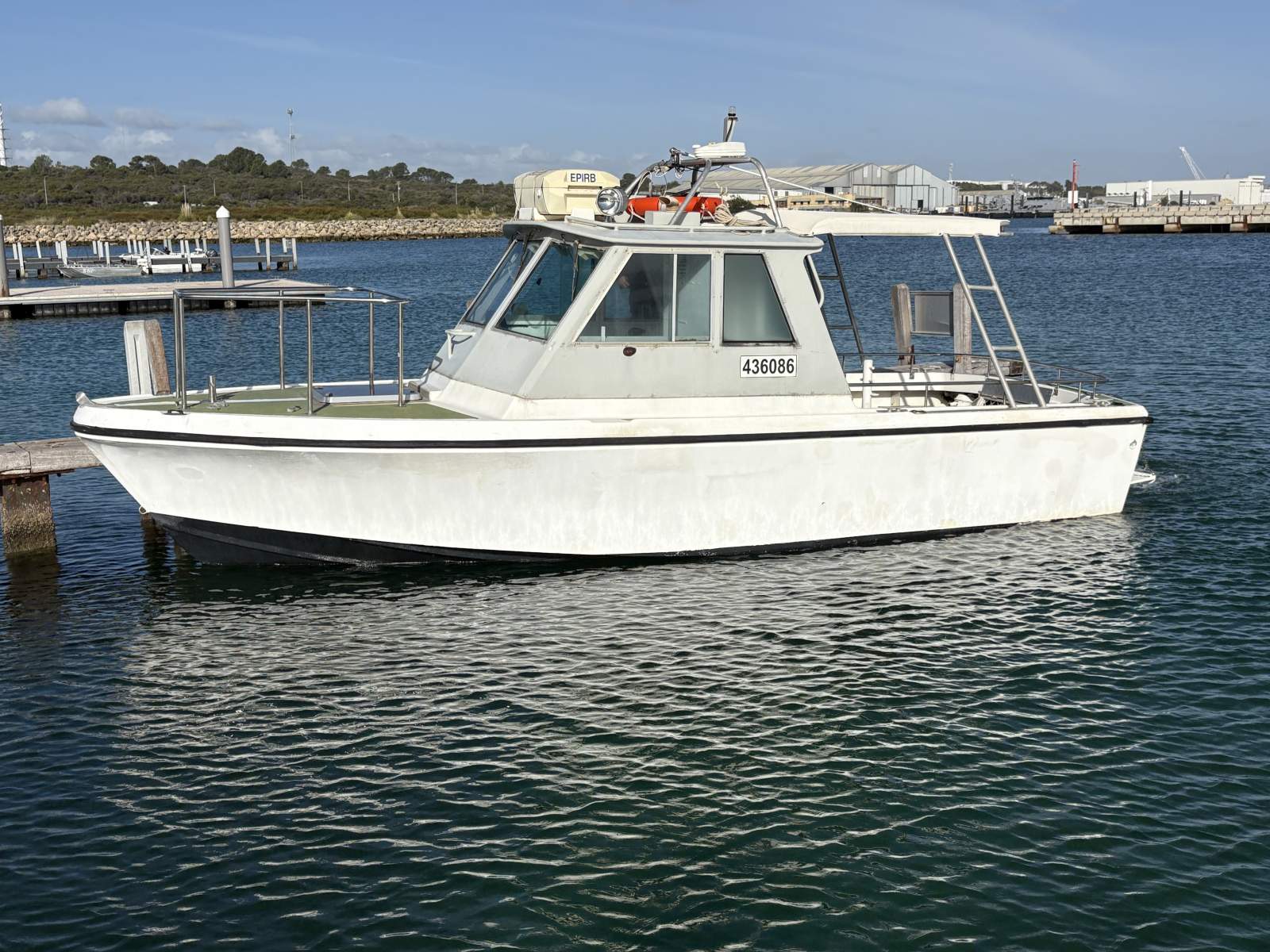 Penguin 26 in 2C survey. D4 engine. Ready to work or play