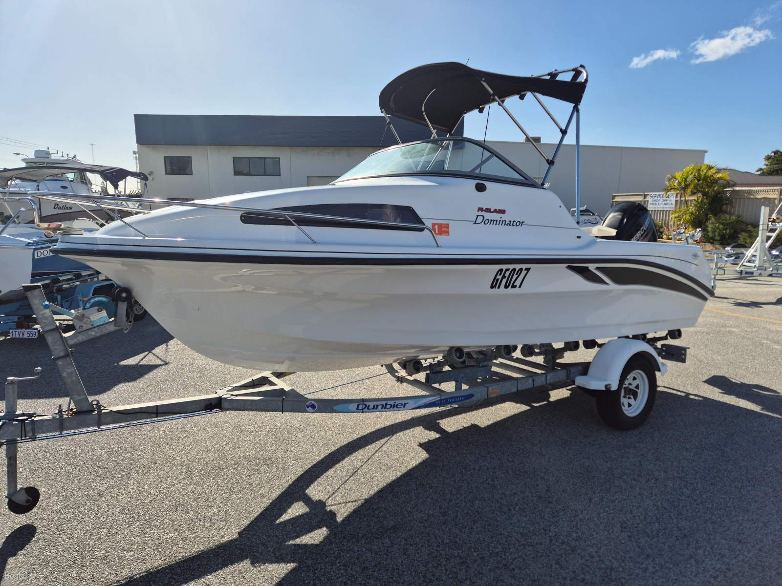 Fi-glass Dominator 510 Cuddy
