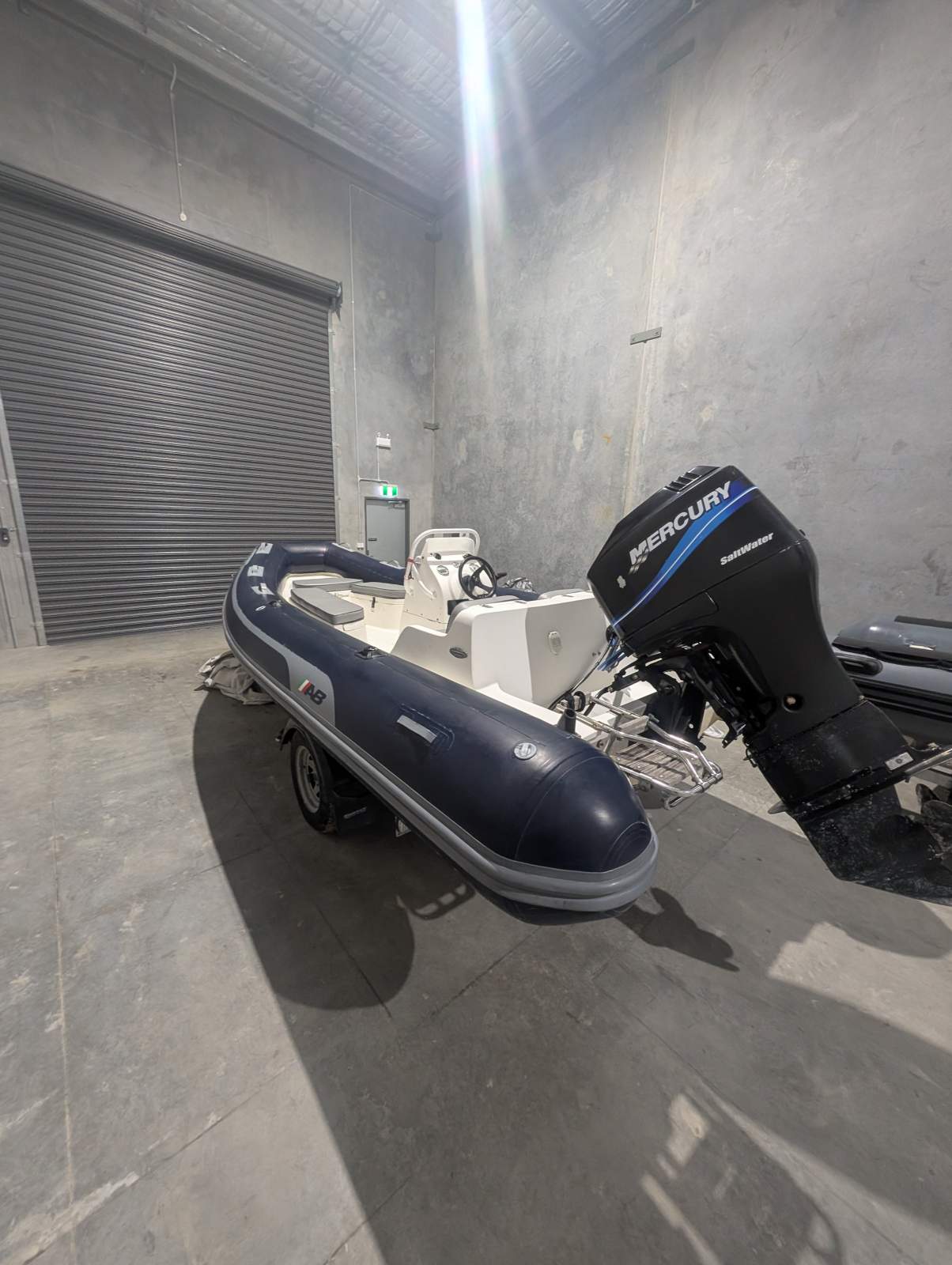 AB Inflatables Nautilus 17 DLX Hypalon RIB