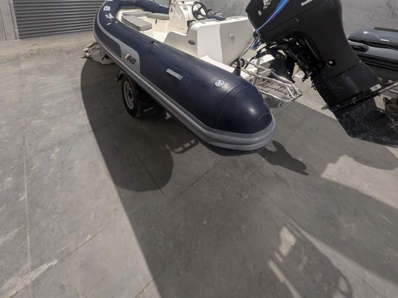AB Inflatables Nautilus 17 DLX Hypalon RIB