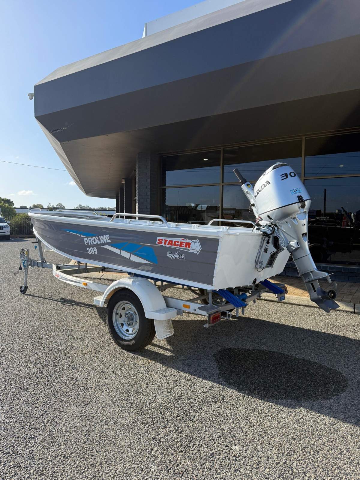 New Stacer 399 Proline