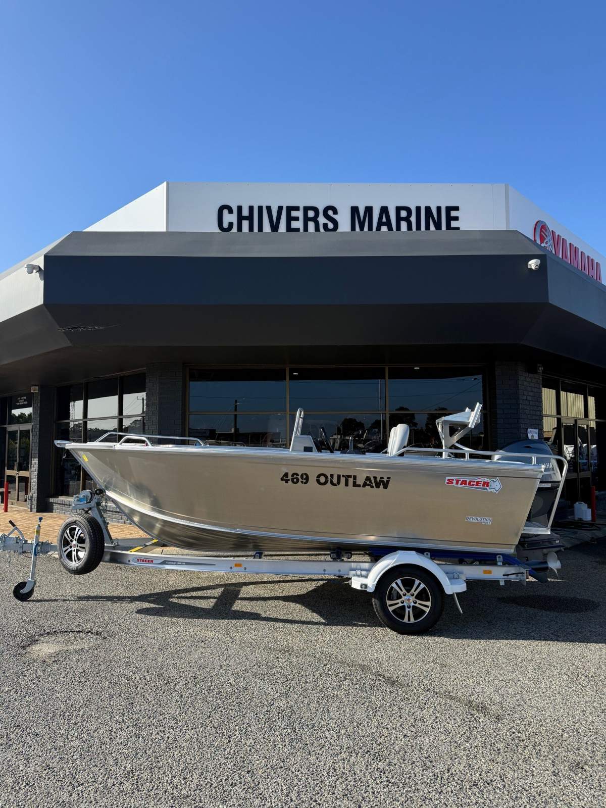 Stacer 469 Outlaw Side Console