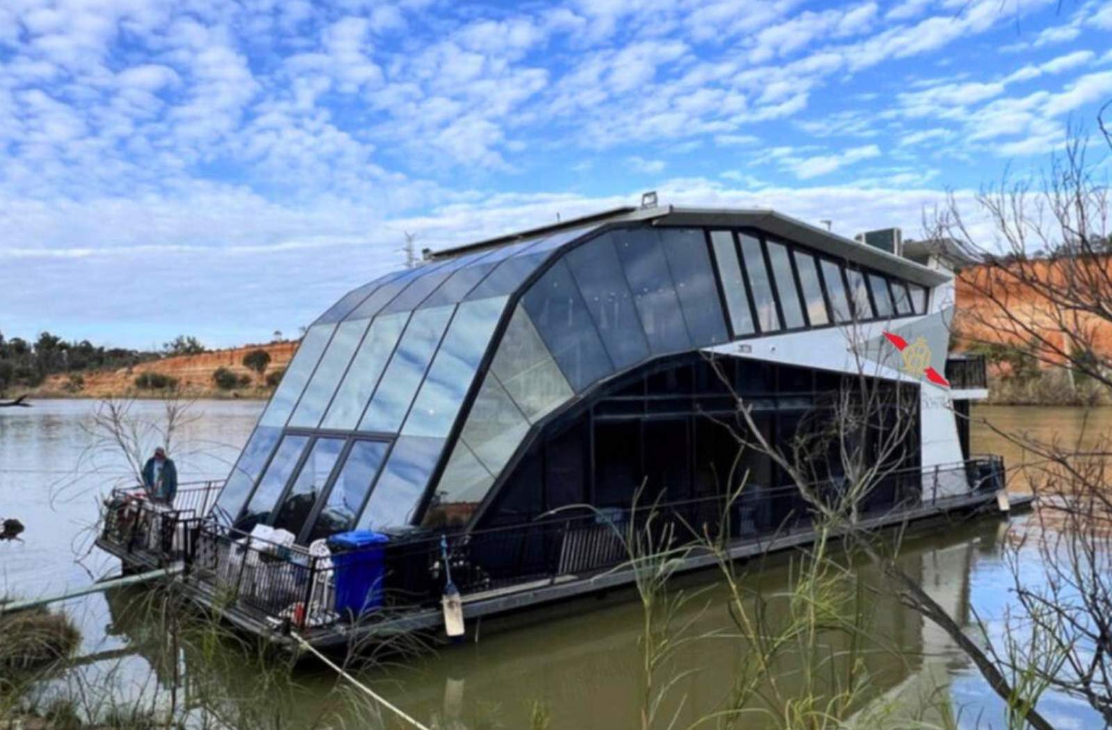 River Dream Boatel