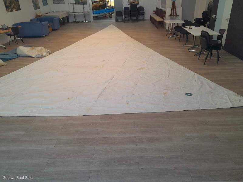 11.4 m Genoa-Dacron
