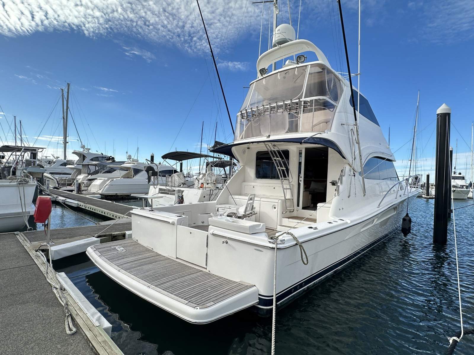Riviera 60 Flybridge