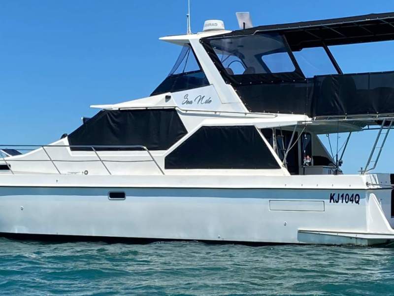 Ocean Trek 42 Flybridge