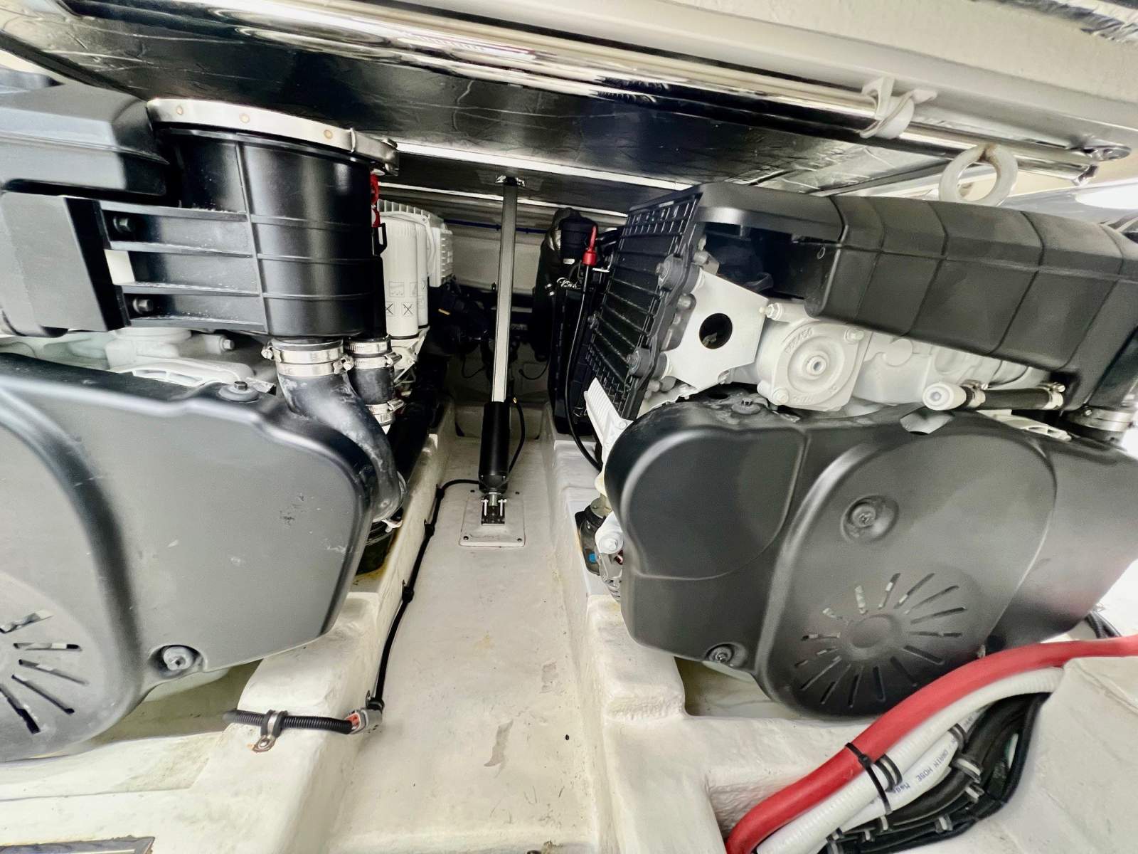  Riviera 395 SUV Boat Brokers of Tasmania