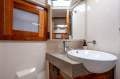 Riviera M400 Sports Cruiser