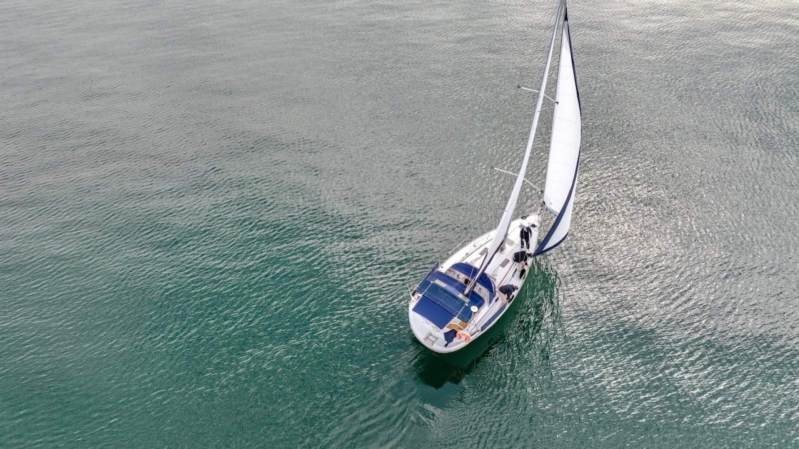 Beneteau Oceanis 351