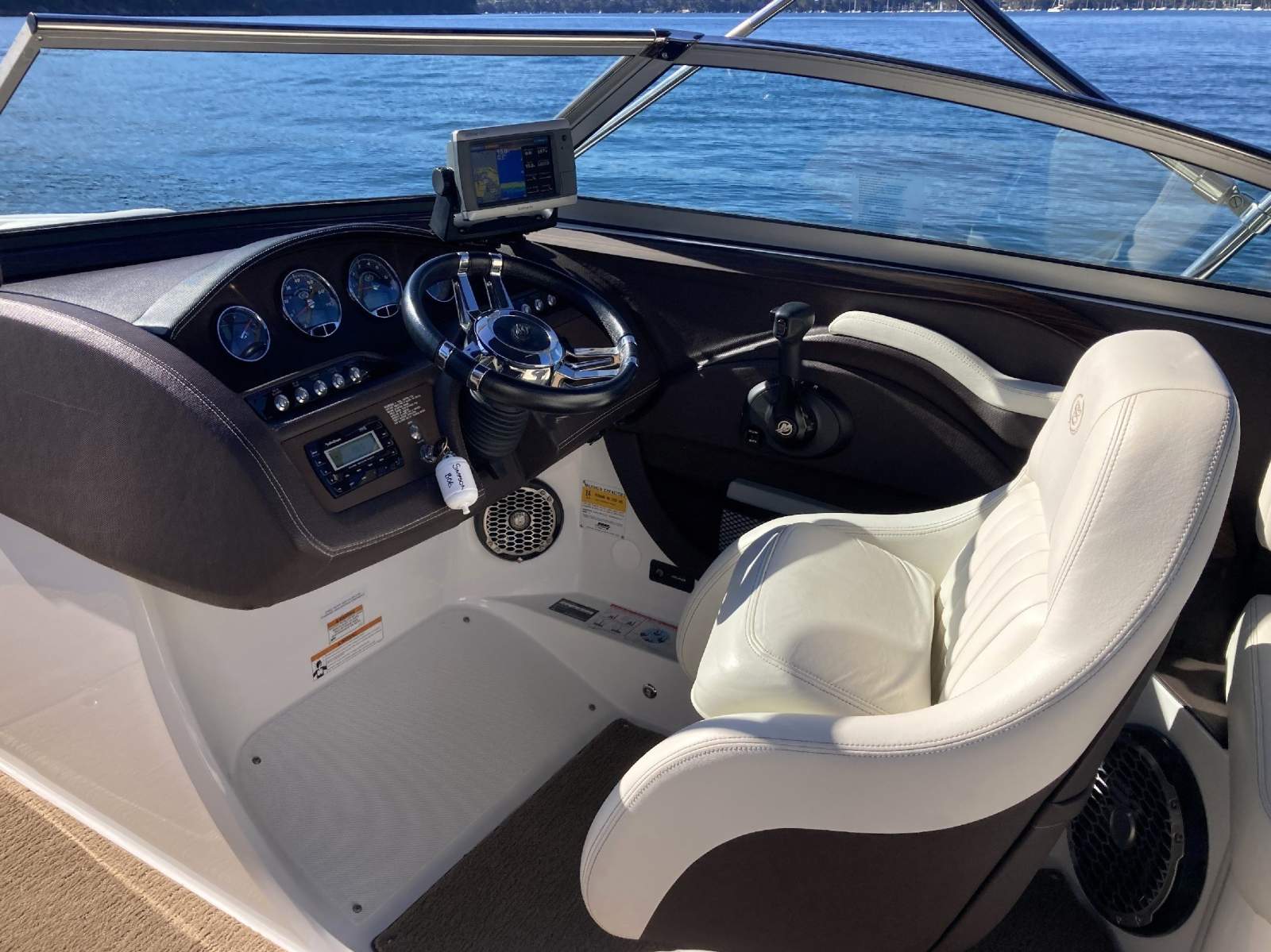 Cobalt R5 Bowrider