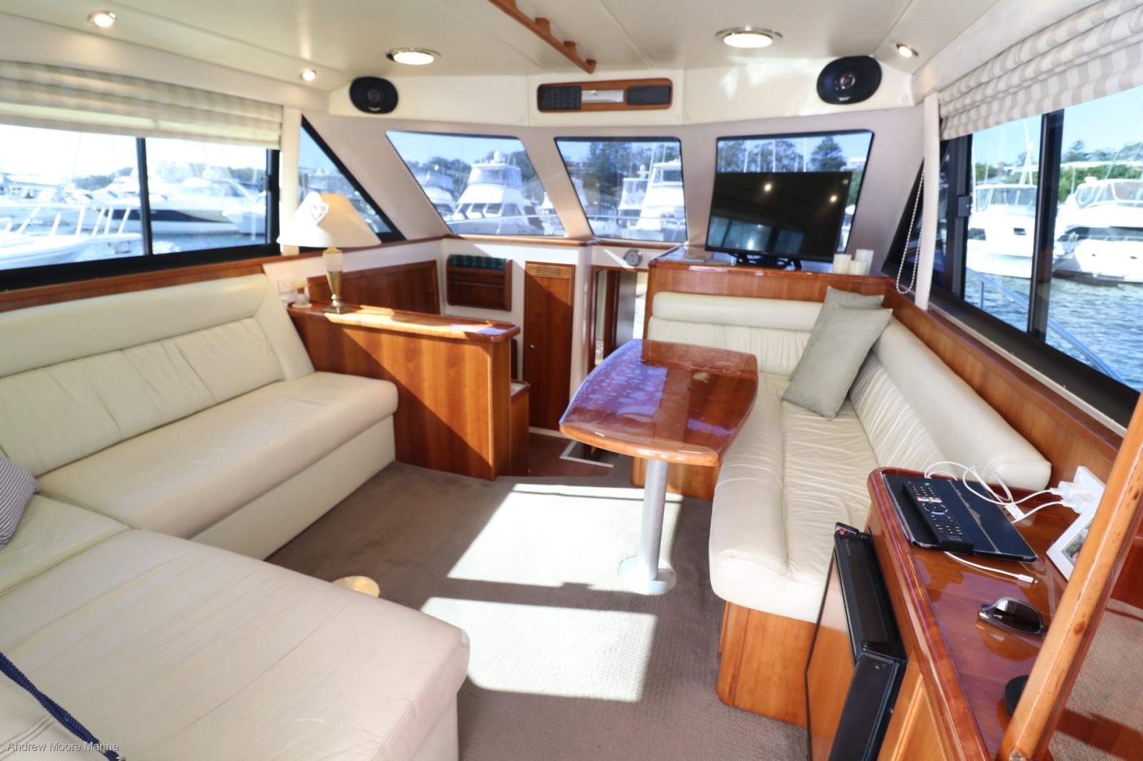 Riviera 3850