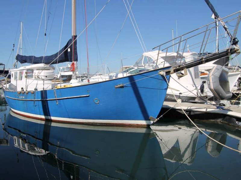 Dreadnought Cutter 32