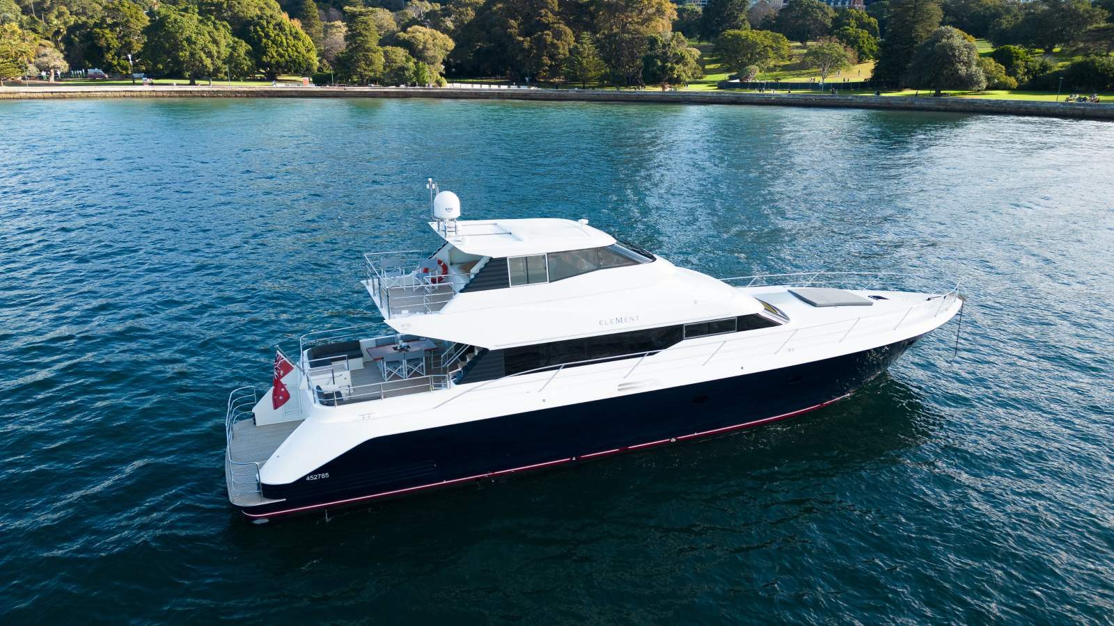 Warren 82 Motor Yacht