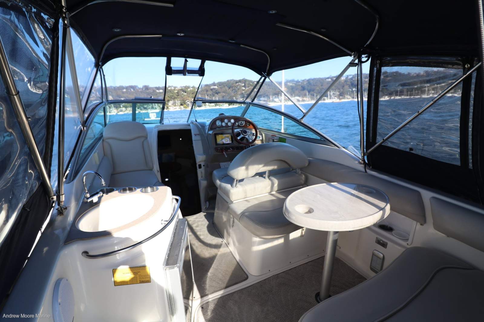 Larson Cabrio 274