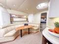 Cruisers Yachts 4270 Express Diesel Shaft Drive