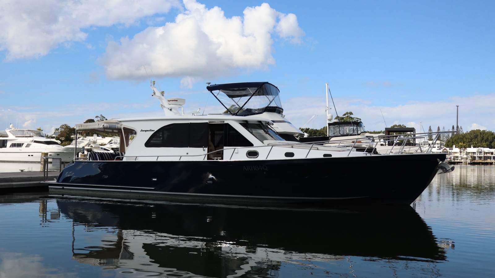 Island Gypsy Newport 460