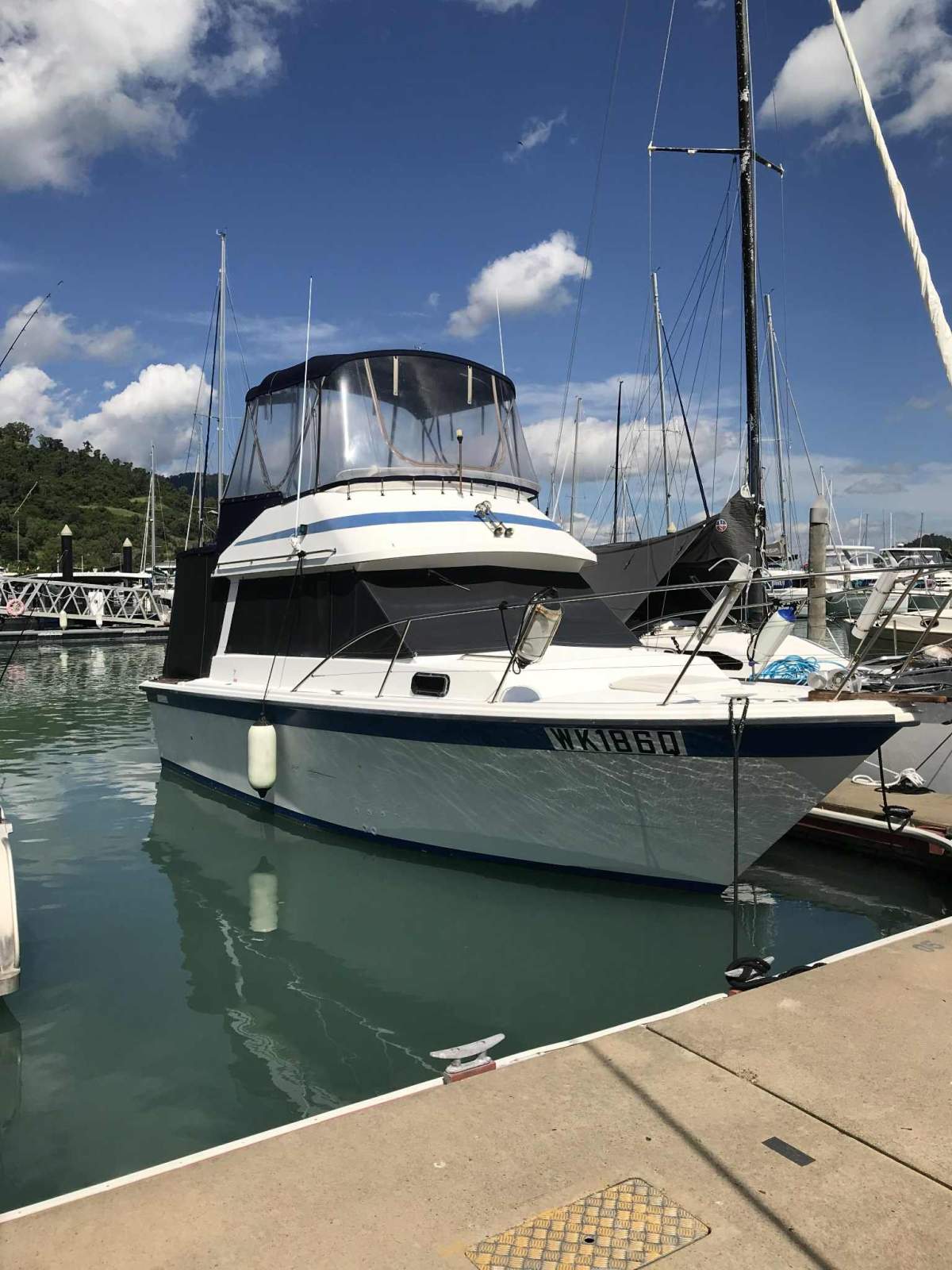 Riviera 30 Flybridge