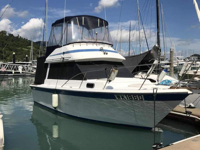 Riviera 30 Flybridge