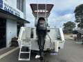 Dolphin 610 Centre Console - Suzuki 175 HP 4 stroke