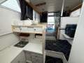 Cresta 32 Flybridge