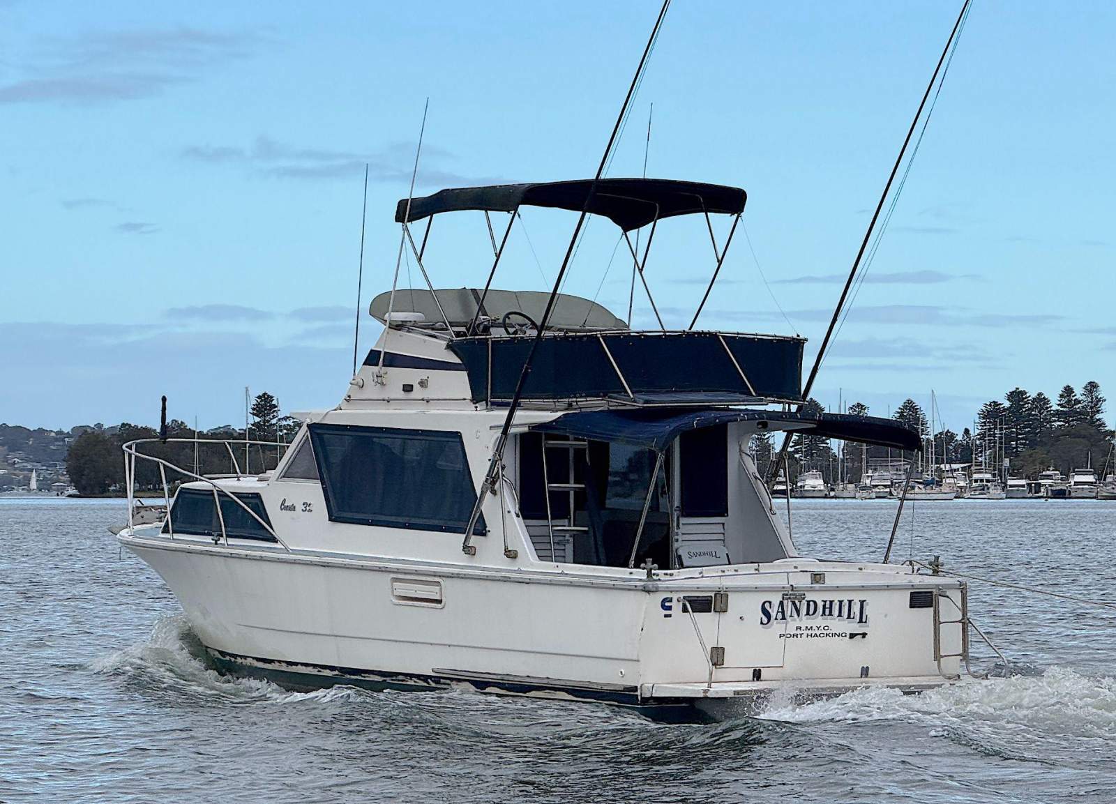 Cresta 32 Flybridge