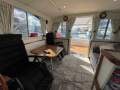 Caribbean 35 Flybridge Cruiser Mk II immaculate