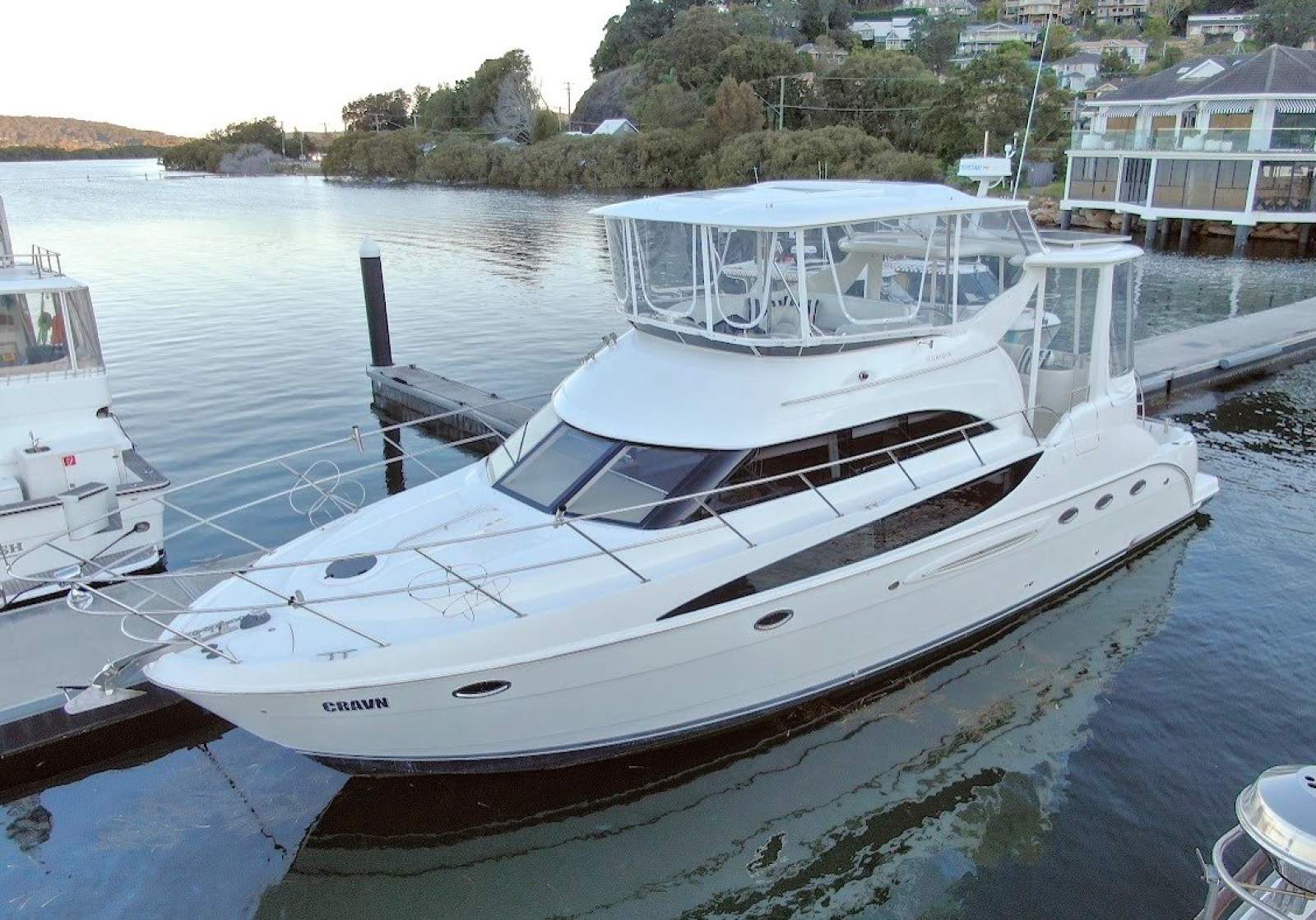 Meridian 459 Motoryacht Hardtop