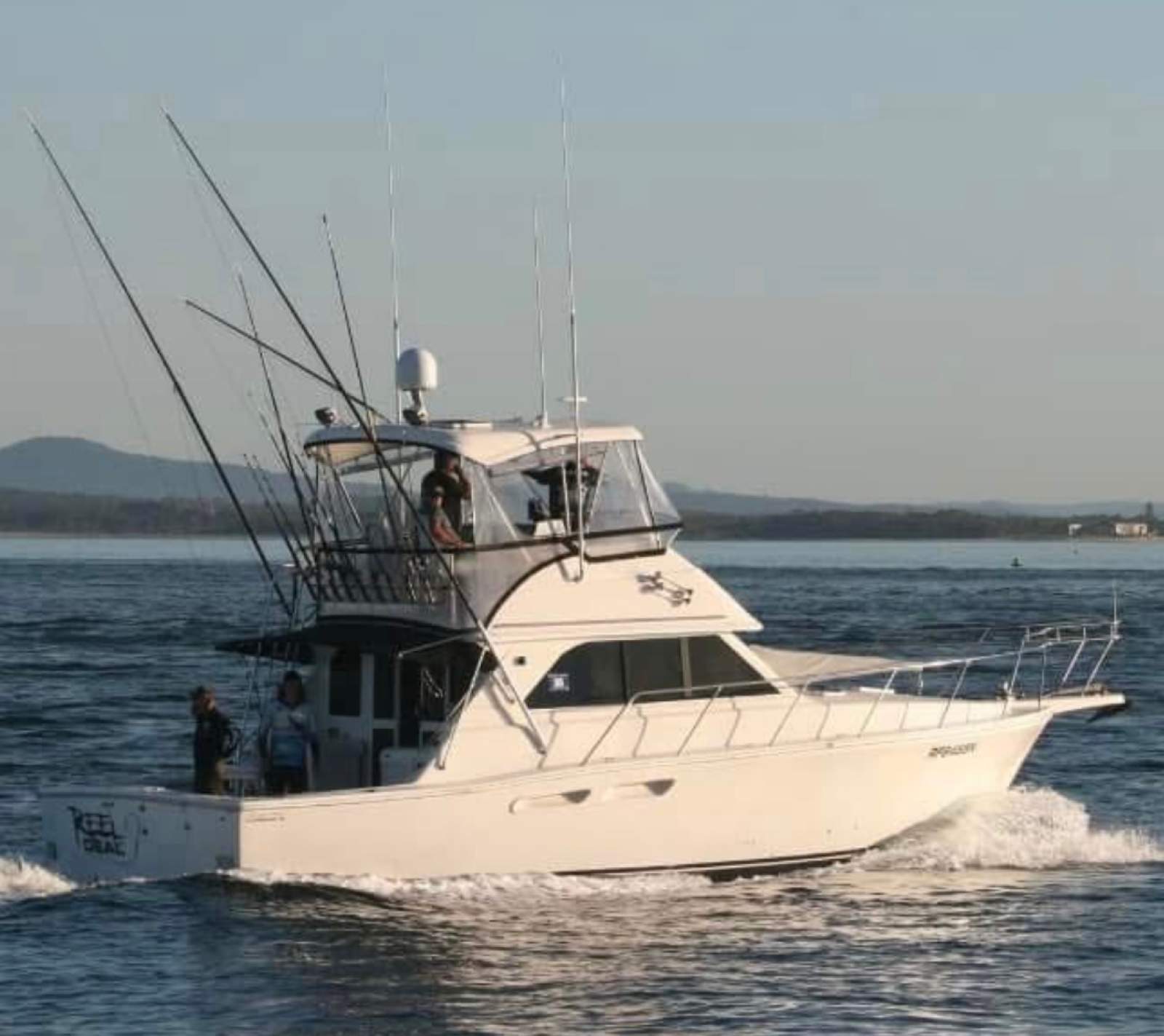 Caribbean 40 Flybridge Cruiser 2008