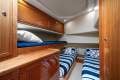 Riviera 47 Flybridge - Hydraulic swim platform