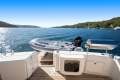 Riviera 47 Flybridge - Hydraulic swim platform