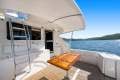Riviera 47 Flybridge - Hydraulic swim platform