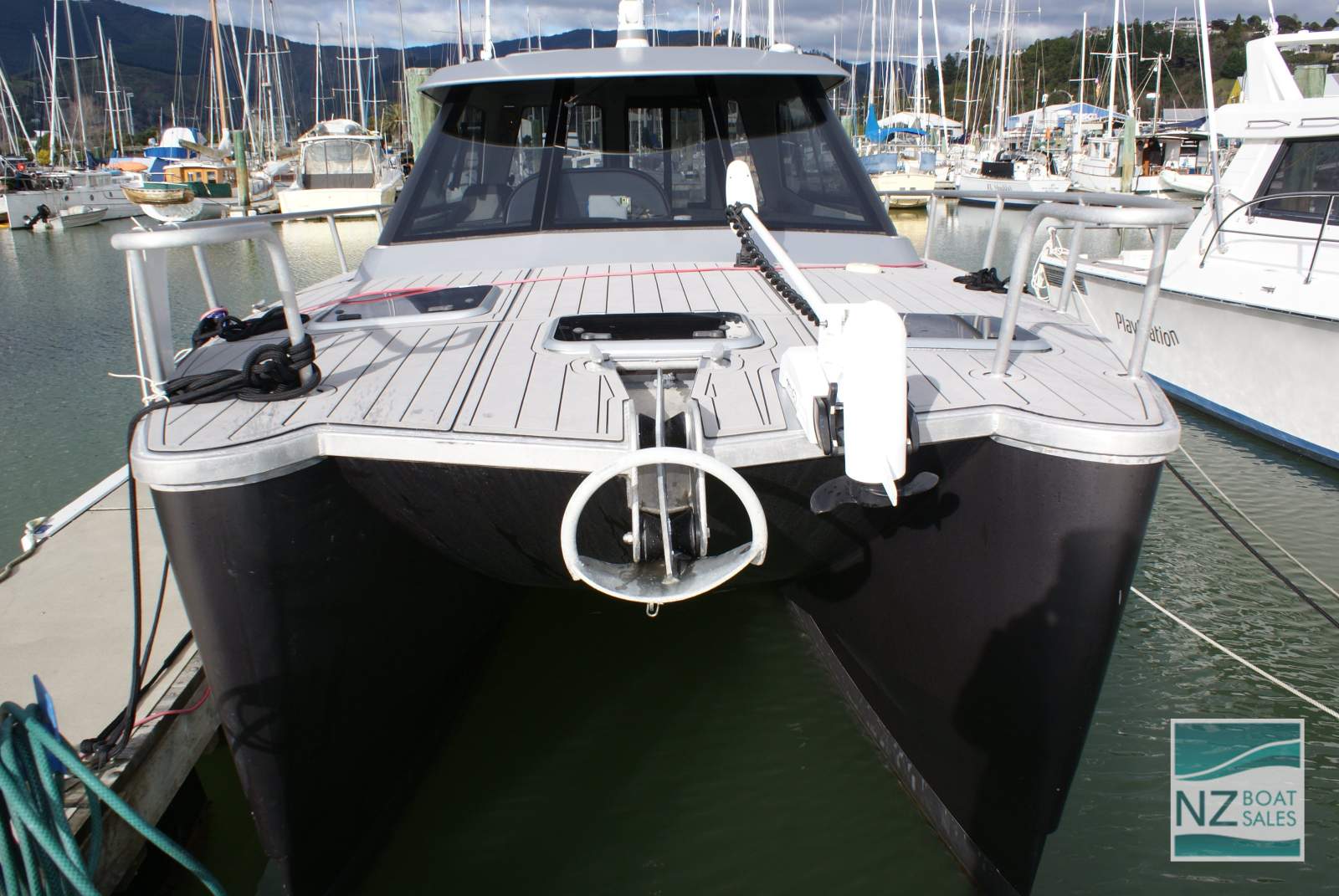 Kingfisher 900 Multihull with Trailer: KARA
