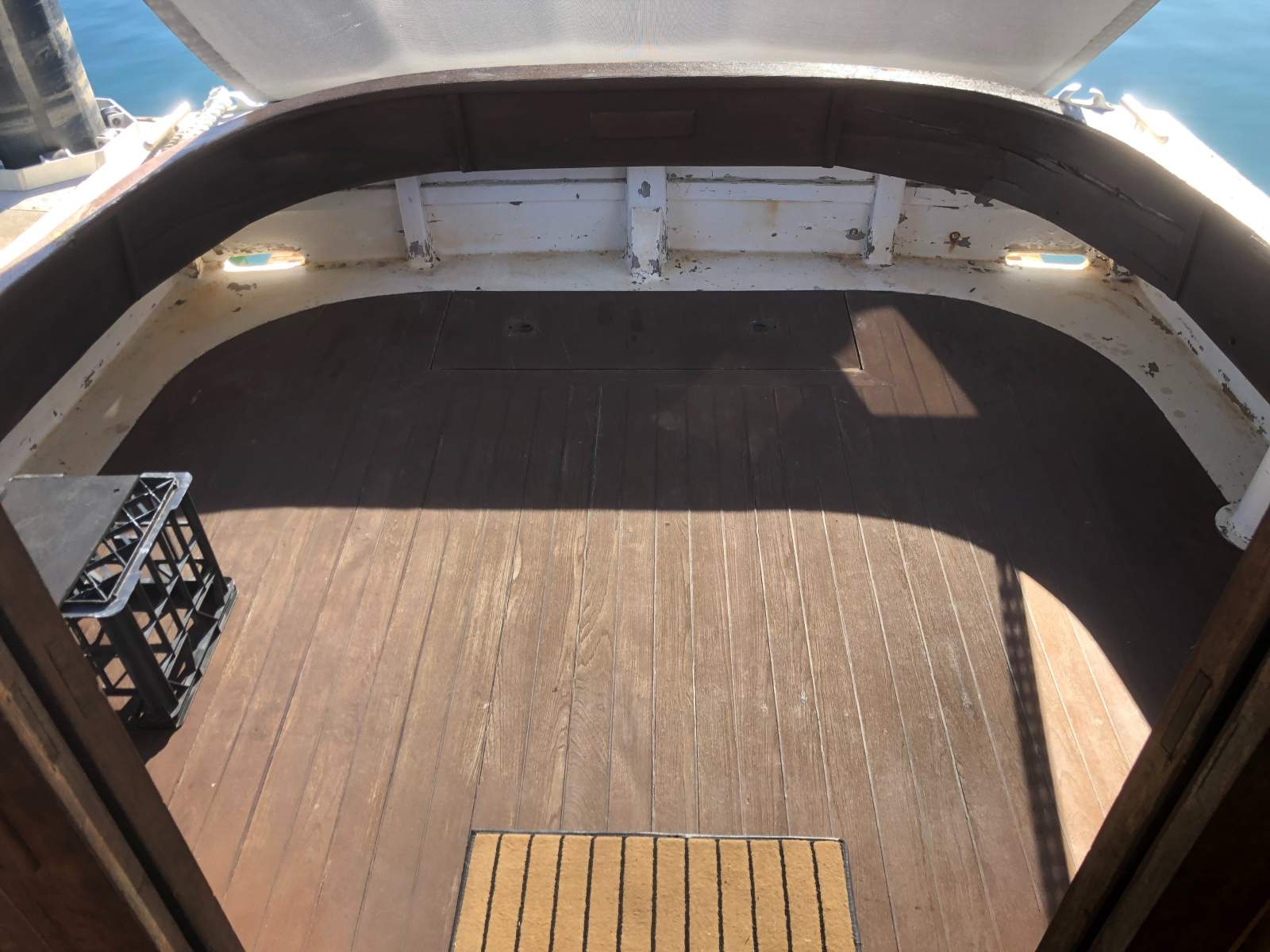 Classic 32ft Game Family Cruiser Diesels Sydney