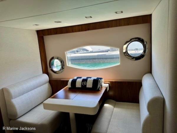 6000 Platinum Riviera 6000 Sport Yacht Platinum Edition Boat Brokers of Tasmania