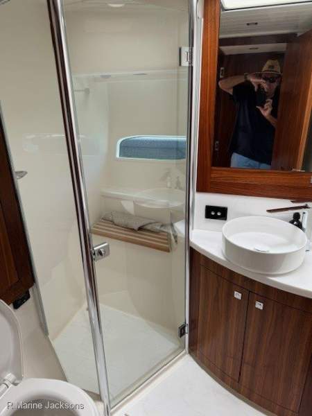 6000 Platinum Riviera 6000 Sport Yacht Platinum Edition Boat Brokers of Tasmania