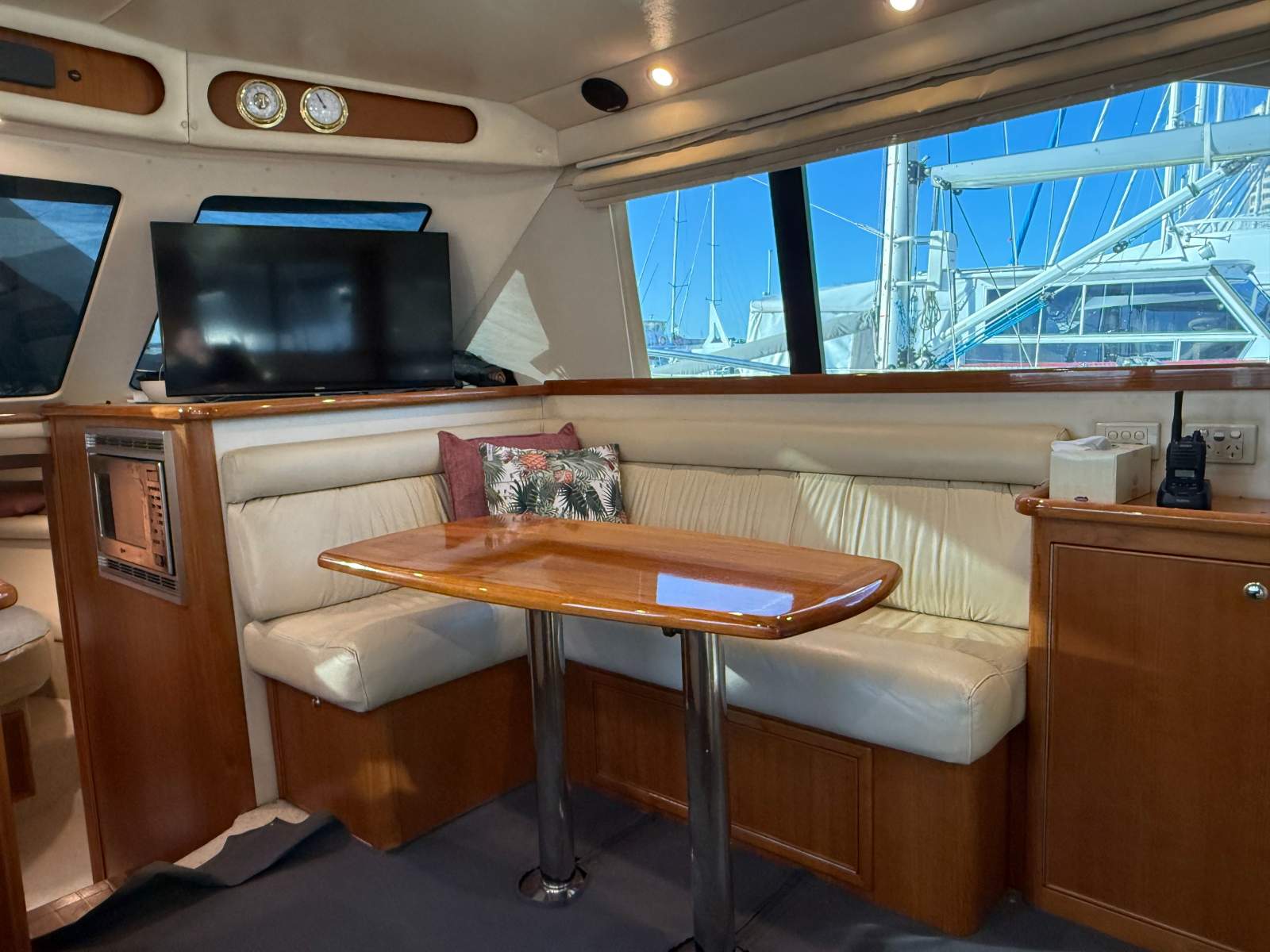 Riviera 37 Open Flybridge Platinum – RUBICON II