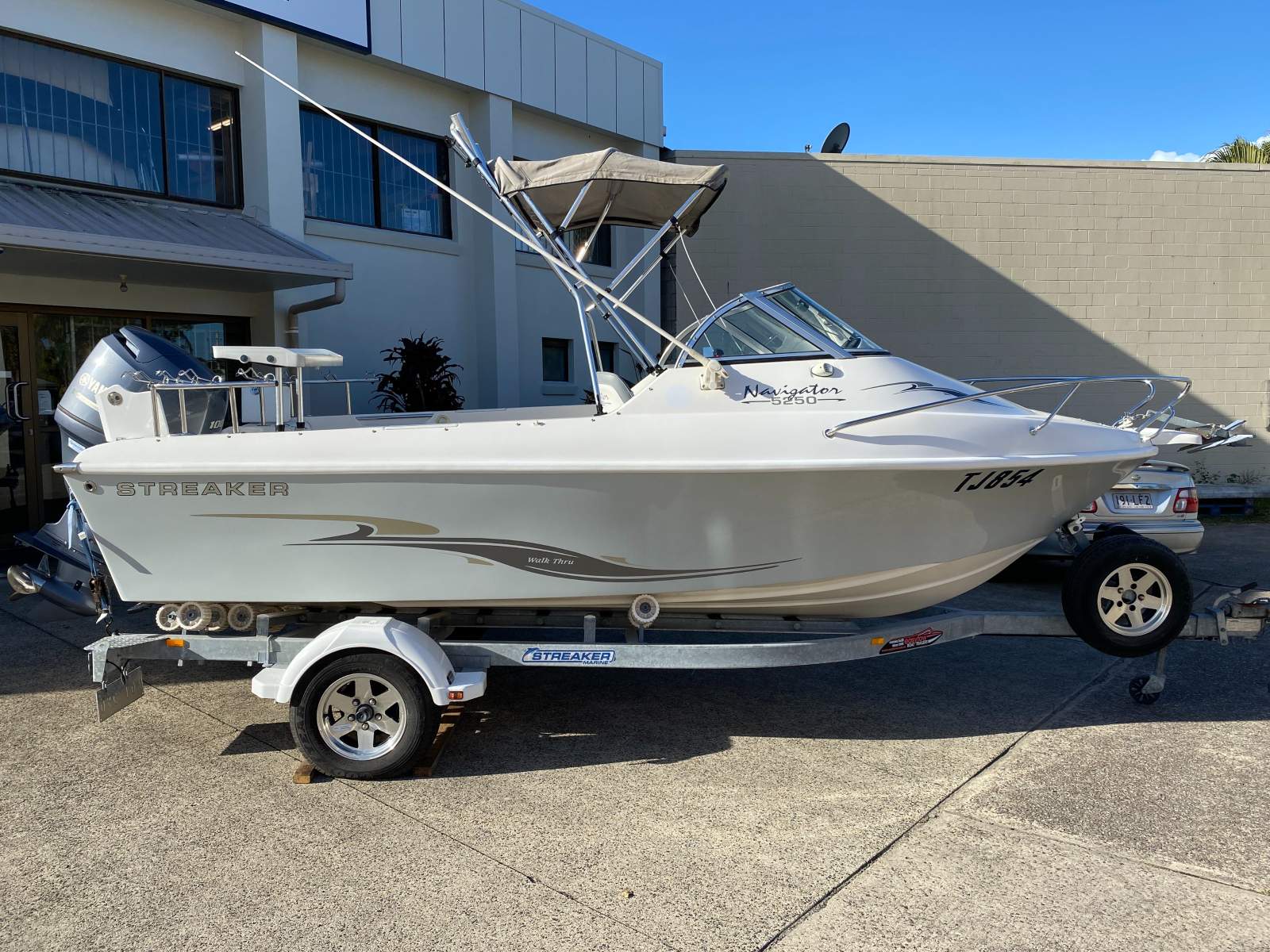 Streaker 5250 Navigator