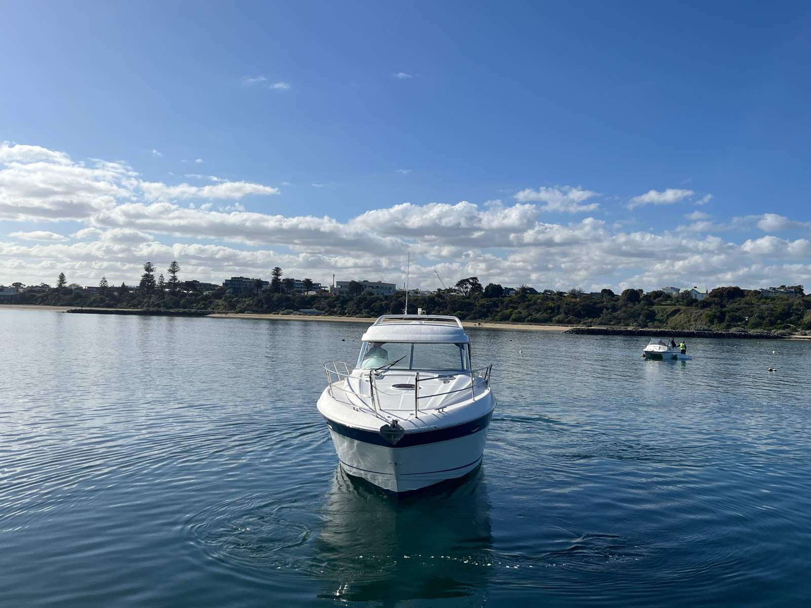 Bavaria 33