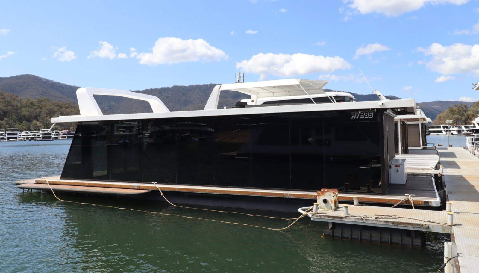 DAY BOAT