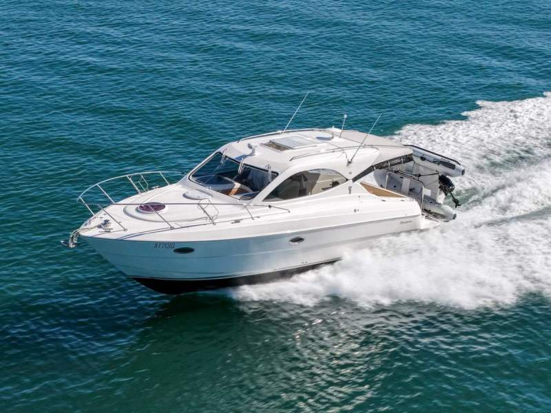 Maritimo Mustang 32