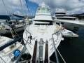 Hatteras 52
