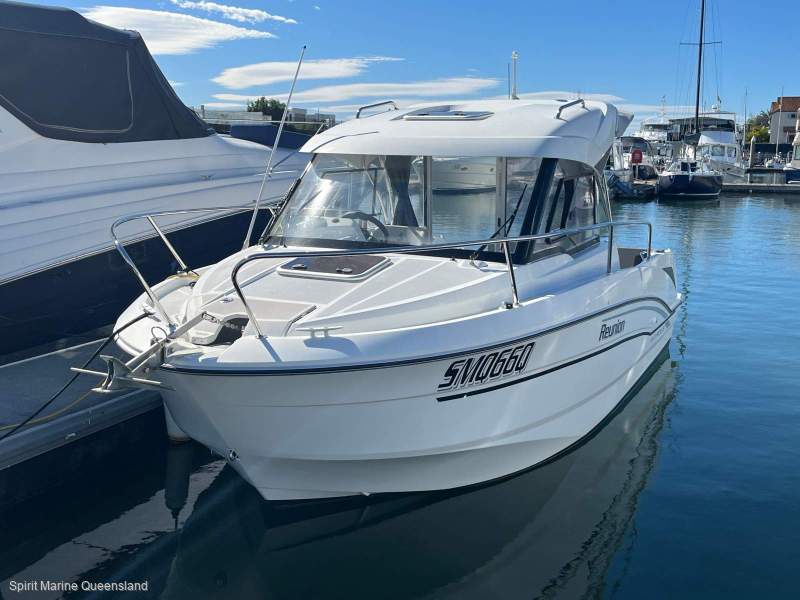 Beneteau Antares 6