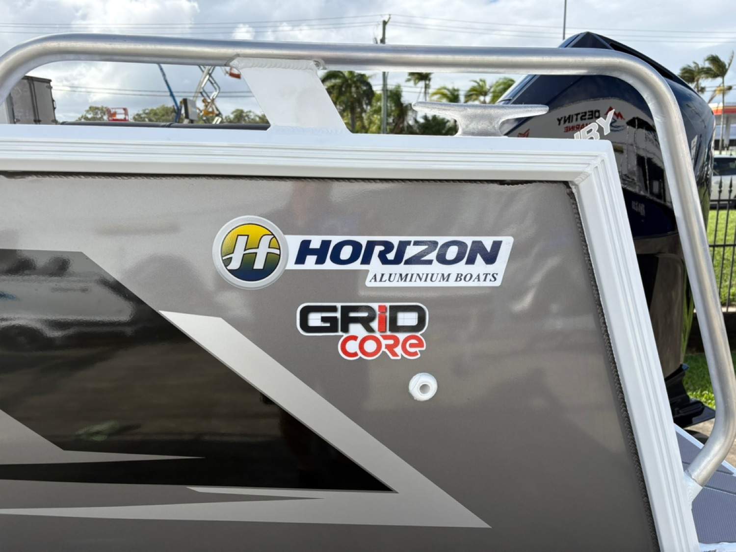 New Horizon 632 SPORTSFISHER