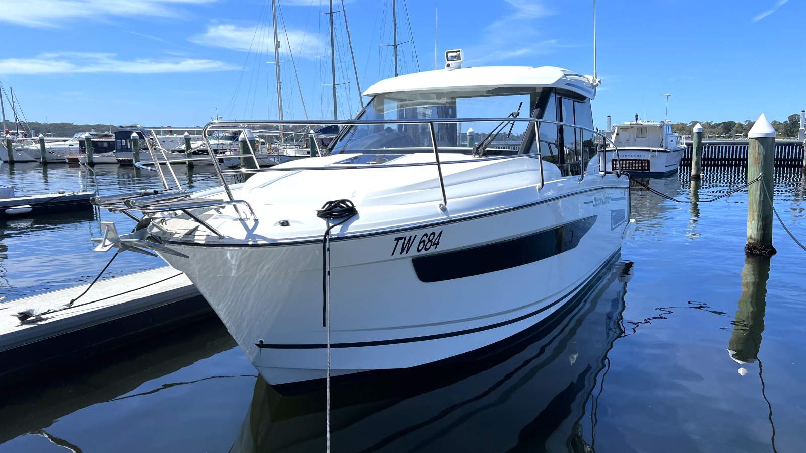 Jeanneau Merry Fisher 895