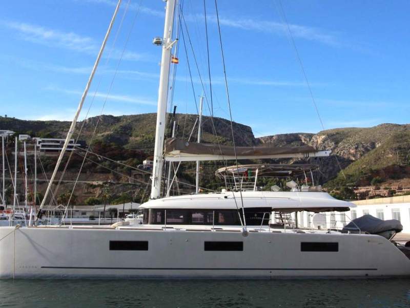 Lagoon 620